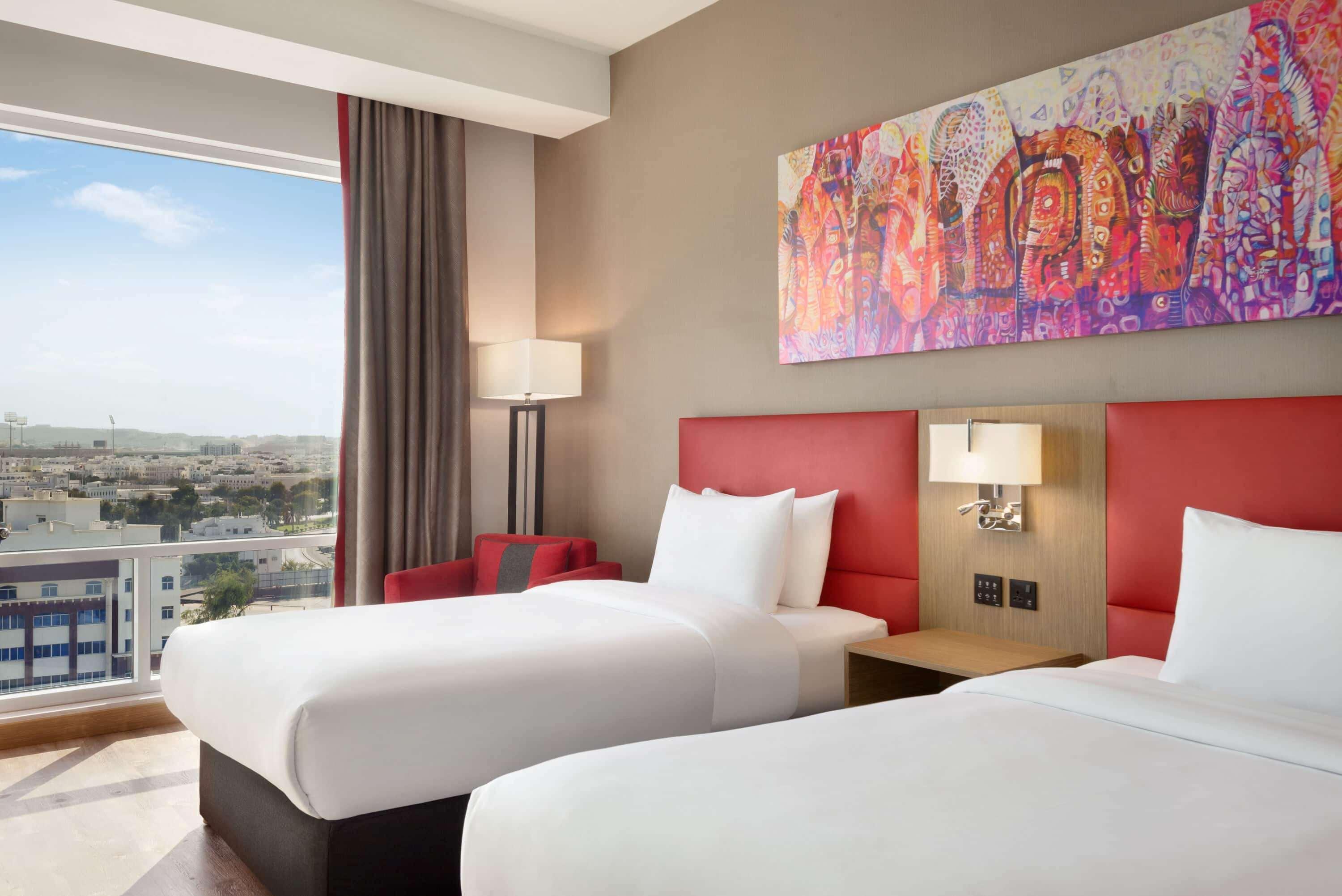 รามาดา อองคอร์ บาย วิด์แฮม มัสกัต อัลคูบราห์ Hotel ภายนอก รูปภาพ